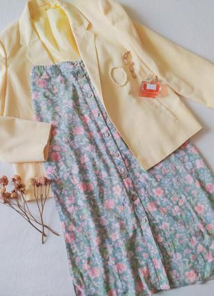 Длинная юбка в пастельных оттенках