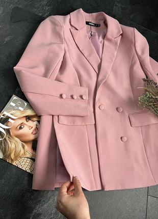 Продам стильный пудрово- розовый пиджак фасона бойфренд, содержит подплечники красивый пудрово розовый цвет missguided2 фото