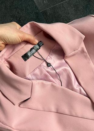 Продам стильный пудрово- розовый пиджак фасона бойфренд, содержит подплечники красивый пудрово розовый цвет missguided4 фото