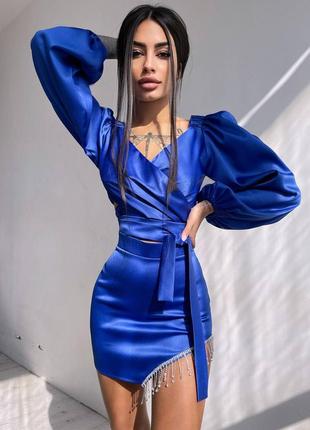 Атласний комплект, декорований бахромою зі страз