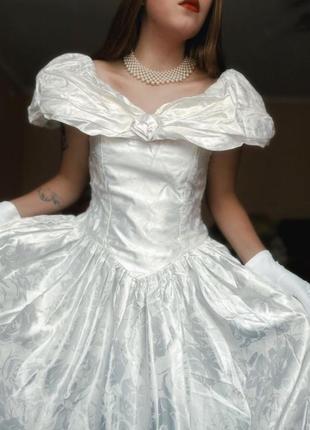 Винтаж винтажное старинное свадебное белое историческое платье из Англии для фотосессии тематической вечеринки1 фото