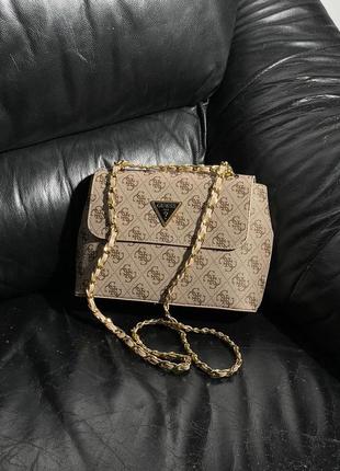 Сумка в стилі 👜 guess amara beige 9