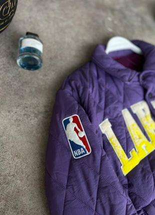 Мужская куртка бомбер фиолетовая los angeles lakers лос анджелес лейкерс принт вышивка осень весна2 фото