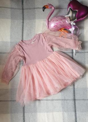 Платье на девочку праздничное