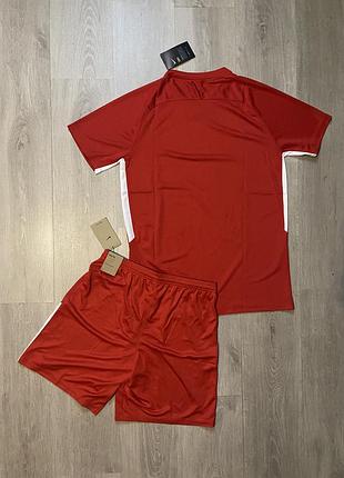 Форма nike 2
