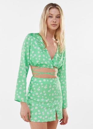 Костюм в цветочный принт bershka