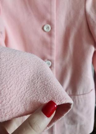 Пальто нежно розового цвета5 фото