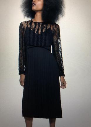 Zara плаття ошатне чорне міді