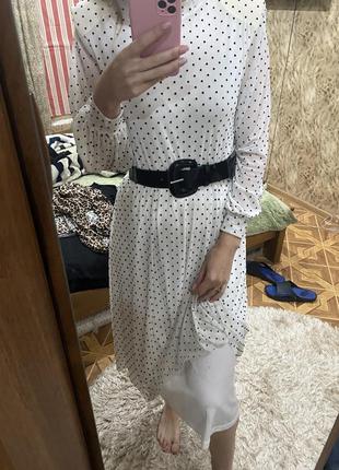 Платья в горошек reserved