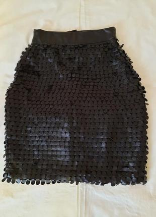 Юбка с экокожи черная короткая