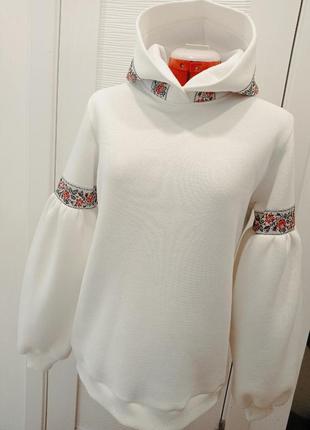 Худи в национальном стиое