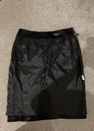 Атласная черная юбка -карандаш4 фото