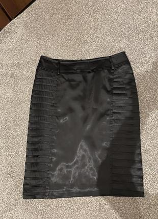 Атласная черная юбка -карандаш1 фото