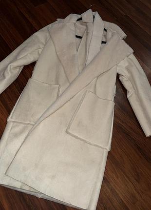 Дублянка штучна беж/молоко на запах без гудзиків з карманами