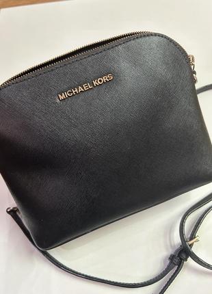 Сумка черная через плечо