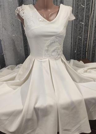 Вечернее, свадебное, выпускное платье
