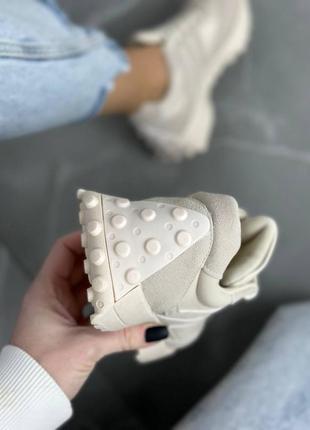 Стильные кроссовки 484