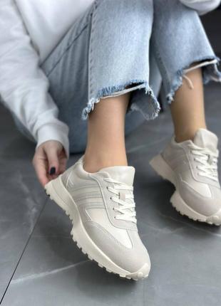 Стильные кроссовки 484