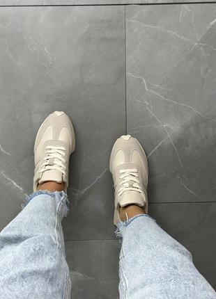 Стильные кроссовки 484