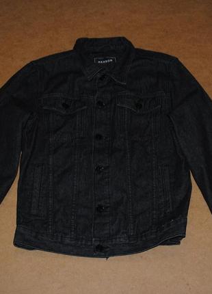 Reason джинсовці джинсова куртка з принтом на спині