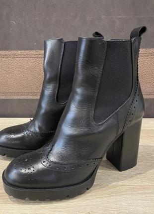Ботінки zara
