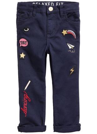 Нарядные джинсы девочке 4 -5 лет h&m