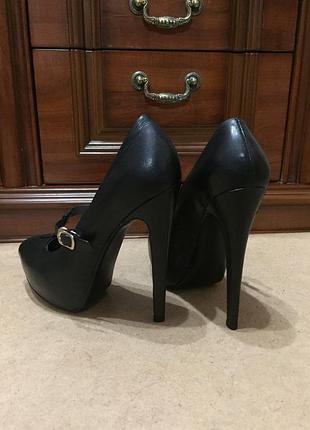 Туфлі basconi натуральна шкіра нові