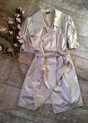 Атласное платье под тренч с поясом в бежевом цвете от gate-м-ка-38-46р