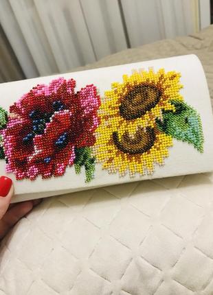 Жіночий клатч