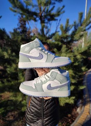 Женские кроссовки nike air jordan 1 retro mid green blue5 фото