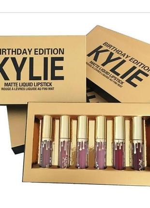 Kylie cosmetics birthday edition (lipstick/6x0,65ml)
набір помад1 фото