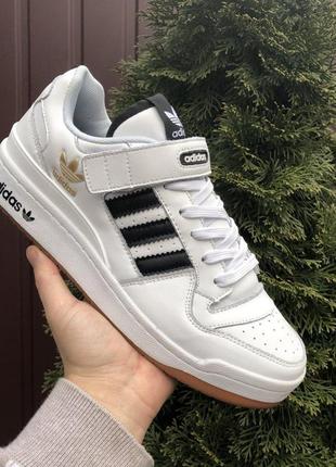 Жіночі кросівки adidas boots шкіряні прошиті білі