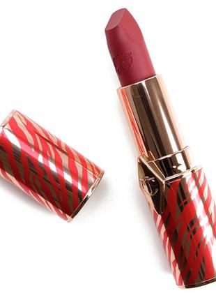 Матова помада для губ charlotte tilbury walk of a star