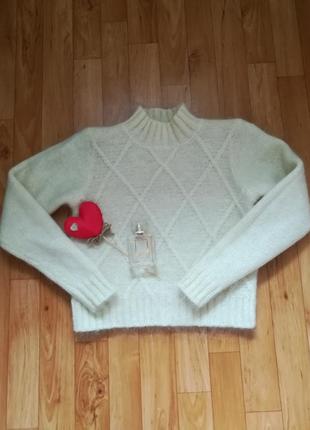 Белый свитер mark&spencer