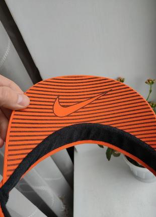 Спортивний козирок nike кепка бейсболка козирок nike вінтажний козирок nike6 фото