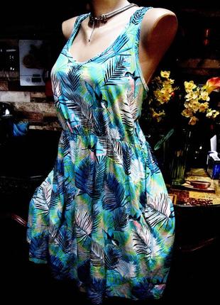 Трикотажное летнее платье с высокой талией1 фото