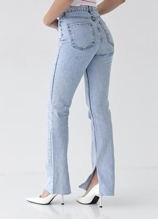 Трендові джинси з розпірками1 фото