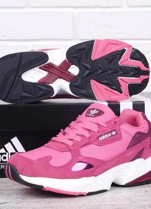 Кроссовки женские замшевые adidas falcon цвет viva magenta розовые красные3 фото