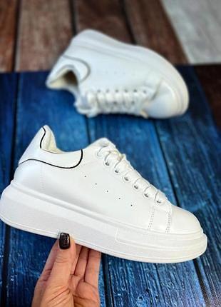 Зимові жіночі кросівки теплі