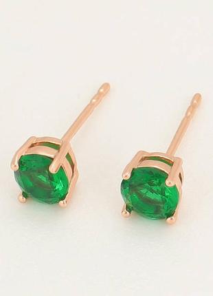 Позолочені сережки зелені камені медичне золото подарунок позолоченные серьги зеленые камни гвоздики медзолото подарок