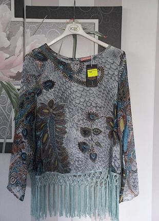 Надзвичайно красива блуза в етностилі