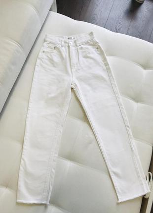 Стильные белые джинсы pull &amp; bear 32 размера