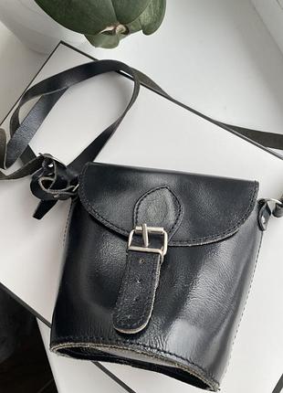 Незвичайна сумочка кобура через плече 🖤