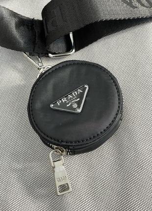 Сумка в стилі prada re-nylon pochette black жіноча4 фото