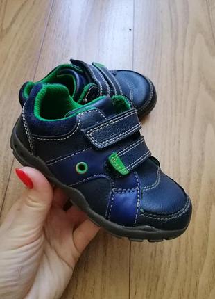 Кожаные кроссовки ботинки ботиночки мокасины clarks с подсветкой светящиеся