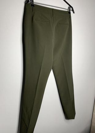 Темно-зеленые женские брюки со стрелками от piazza italia6 фото