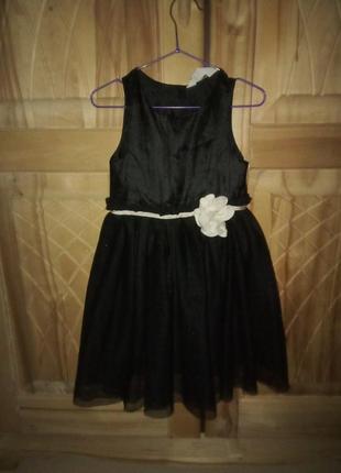 Сукня для дівчинки