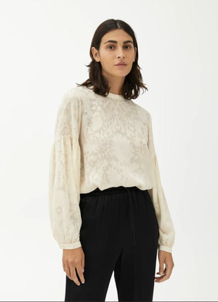 Arket нова блузка