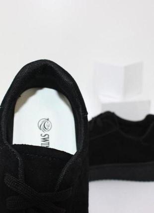 Туфли женские комфортные на шнурках

в черном цвете6 фото