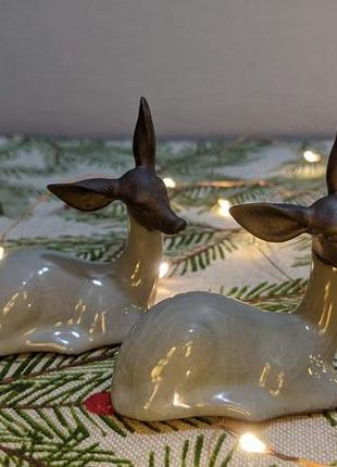 Чайна фігурка - тендітний, благородний олень